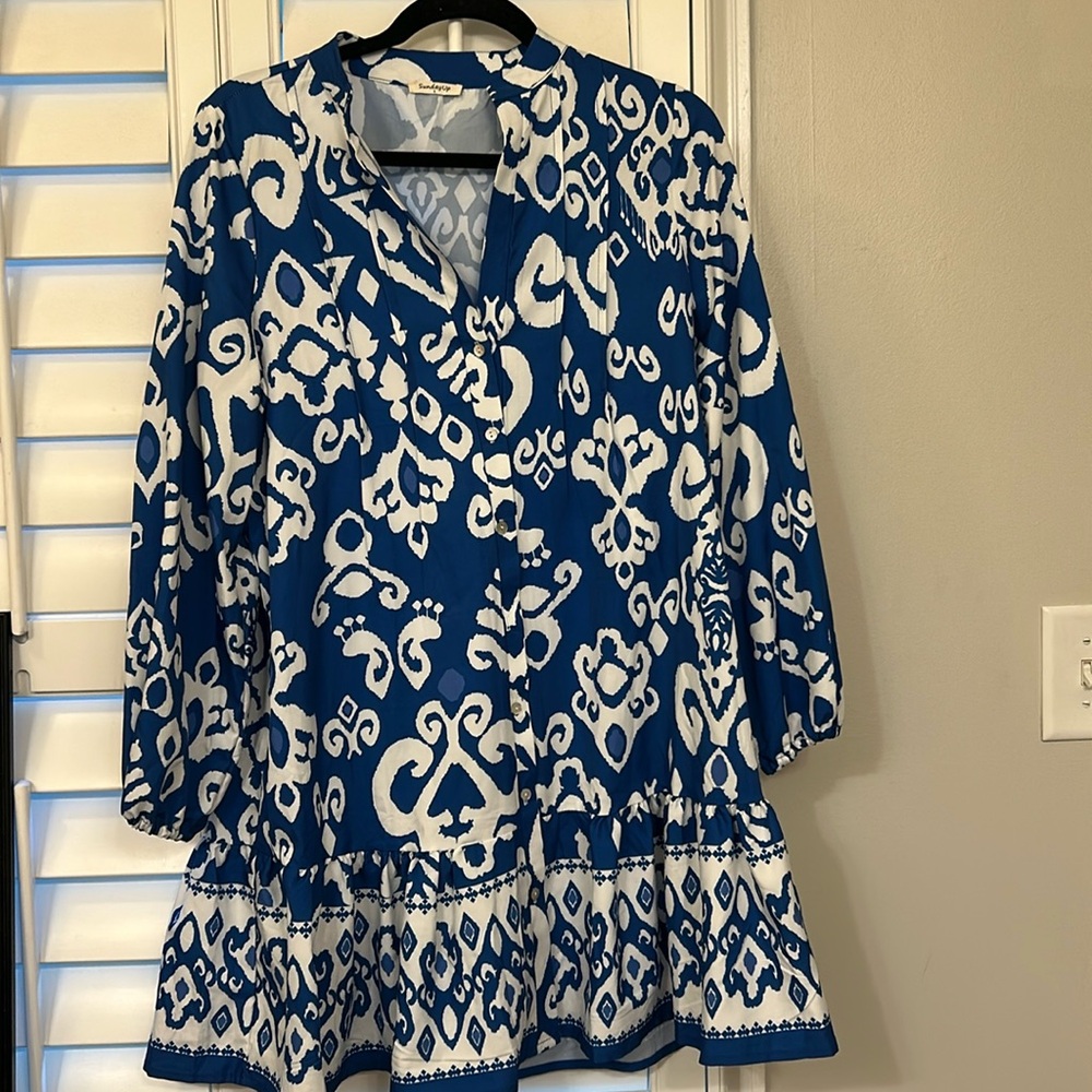 Beautiful SundayUp royal blue dress